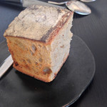 ラ・ボンヌターブル - 