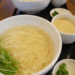 ごま豆乳つけ汁うどん（600円）×2（冷たいのと温かいの）