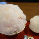 さくらレモンクリーム（800円）＋花見で一杯（50円）