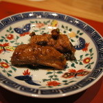 小熊 - 浜名湖産の天然鰻　山椒煮