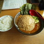 大岩亭 - 辛いのりラーメン特鳥3辛とセルフサービスのご飯
