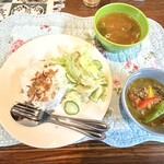태국 요리 톰얌쿤 - グリーンカレー・トムヤムクン・ジャスミンライス・サラダ