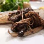 ミスティー オーパース - 秋刀魚のオーブン焼き　キノコソテー＆おろし添え