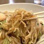 中華飯店　靉龍 - 麺の焦がしもいいね～