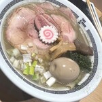 煮干しのビリー - 濃厚煮干し特製トッピング