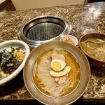 焼肉三恵 - (私の）お昼ごはん史上、最強の御馳走トリオ！