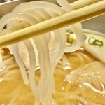 焼肉三恵 - この冷麺の太麺が美味しすぎてたまらない。自家製麺です。