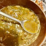 焼肉三恵 - どじょう汁は、健康スープ。風邪だって治す薬膳料理です。