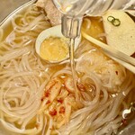 焼肉三恵 - 途中、お酢を加えて、さらに美味しく食べました。