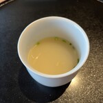 八起庵 - 【付出し】　鶏スープ