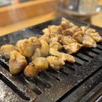 手羽トロ唐揚げと鶏焼き肉 愛之助 - 
