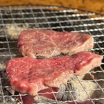 炭火焼肉 ホルモン にく式 - 
