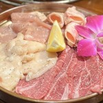 炭火焼肉 ホルモン にく式 - 