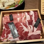 羊と饂飩 - 「ラムしゃぶ（北海道産 ラムロール、グレインフェッド ラムロール、グレインフェッド ラムサーロイン）」