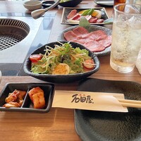 焼肉 しゃぶしゃぶ 石田屋。 北野坂店 - 