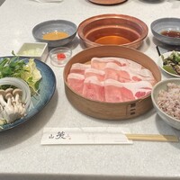 しゃぶしゃぶ 山笑ふ 銀座店 - 