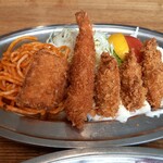 センターグリル - 