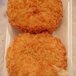 丸重商店 - 私が揚げ物の中で一番好きなカニクリームコロッケ