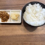 家系ラーメン王道家直伝 との丸家 八千代店 - 