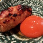 鶏けん - 加工なしでこの黄身の色！