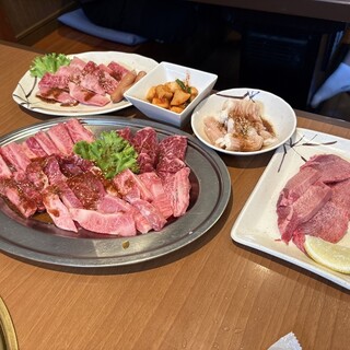 焼肉の白川 中山店