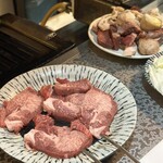 かどやホルモン店 - 