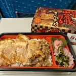 東華軒 - 料理写真:箱根山麓豚弁当（税込1,280円）