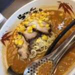 らーめん世界 - ヤッパ味噌にはコーンが合う!!