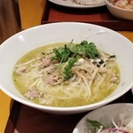 グリーンパッタイ - グリーンカレーラーメン