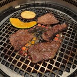 松阪牛一頭買い 大衆焼肉 松阪牛ホルモン - 