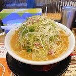 純米濃厚味噌ラーメン つむぎ - 料理写真:深旨ネギ味噌(大)
ネギと味噌は相性抜群（≧∇≦）
美味しい味噌ラーメンでした❤️