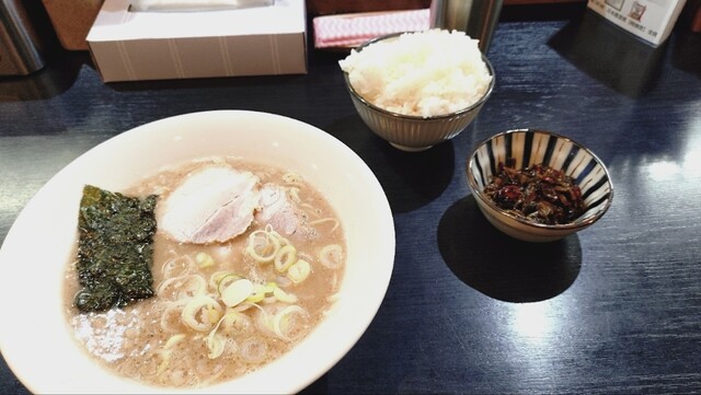 Kurume Tonkotsu Ramen Tonpachi.
