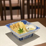 魚と煮込みとわら焼きと ととと - 