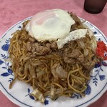 名物 鉄板焼そば専門店 かみ家 - 肉入り玉子焼きそば　大盛り