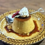 ニンニクバル にょんにょご - ■バターカラメルのクラシックプリン ¥638
