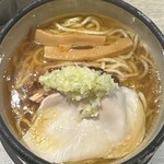 人類みな麺類とエスサワダ - 
