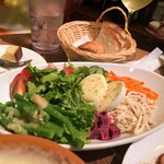 湯島ワイン食堂 パパン - 