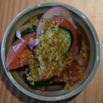 AJIKA Georgian Bistro and Wine Bar - クラシック アチャルリ・ハチャプリ セット 1900円 のジョージアスタイルサラダ