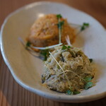 AJIKA Georgian Bistro and Wine Bar - クラシック アチャルリ・ハチャプリ セット 1900円 のねぎ プハリ、ニンジン プハリ