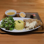 SETOUCHI檸檬食堂 - コンビプレート 980円 の鶏の檸檬マリネ焼き、チキン南蛮