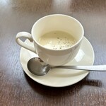 バルバルキッチンアメリ - さつまいものポタージュ
      かなりの美味！気に入った！