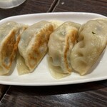 餃子 小籠包 福包酒場 - 