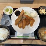 U-cafe - ミックスフライ定食