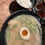 麺屋めん虎 - 料理写真: