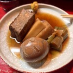 江戸中 - におぶ、厚揚げ、はんぺん、卵