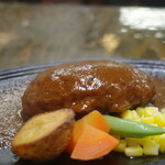 ハンバーグ オニオン - 料理写真:ハンバーグM