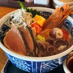 寅や - 海鮮丼