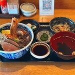 寅や - 海鮮丼定食