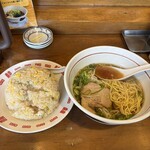 中華そば やまたか - 