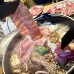 しゃぶしゃぶ すき焼き 食べ放題 和牛と豚 近鉄奈良駅前店 - 